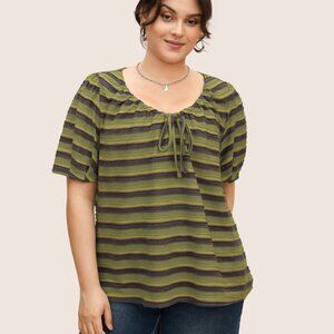 Bloomchic Plus Size Striped Short Sleeve Top With Drawstring Neckline Size 22-24